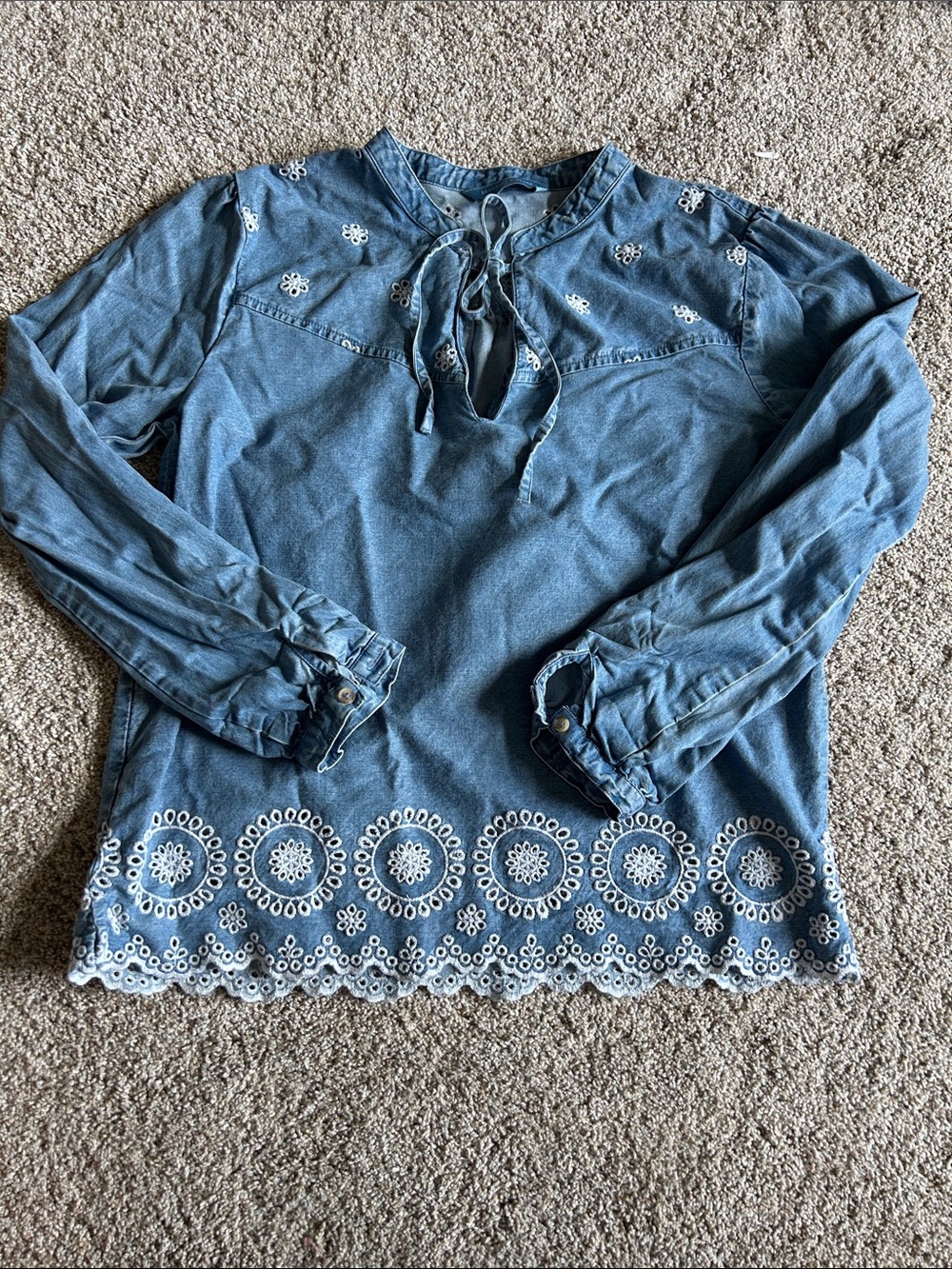 Beaufort & Blake Amberley Denim Broderie Blouse medium